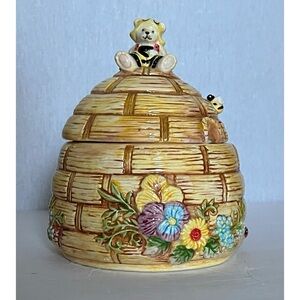 Vintage 1993 Muffy Vanderbear A Taste O' Honey porcelain beehive honey jar